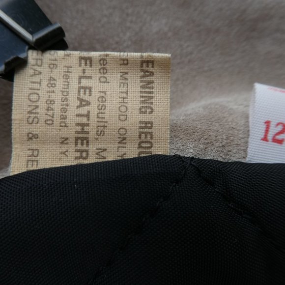 Vintage 70s Leather Hippie Coat Wide Fur Notched Collar Quilted Lining Belt M - Picture 8 of 9